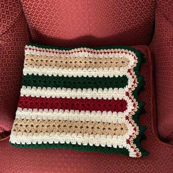 Crocheted Afghan - Picture 4 of 4